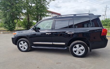 Toyota Land Cruiser 200, 2013 год, 3 999 000 рублей, 13 фотография