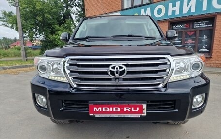 Toyota Land Cruiser 200, 2013 год, 3 999 000 рублей, 10 фотография