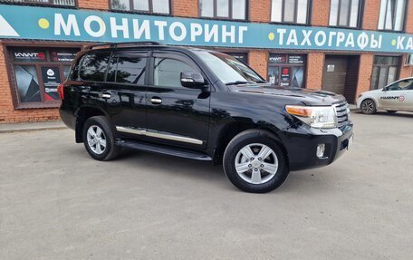 Toyota Land Cruiser 200, 2013 год, 3 999 000 рублей, 23 фотография