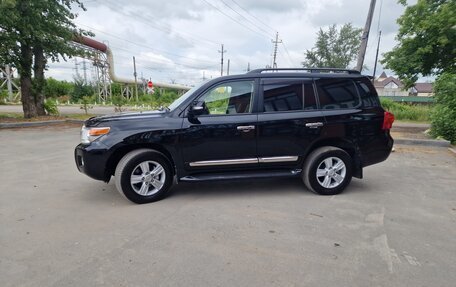 Toyota Land Cruiser 200, 2013 год, 3 999 000 рублей, 30 фотография