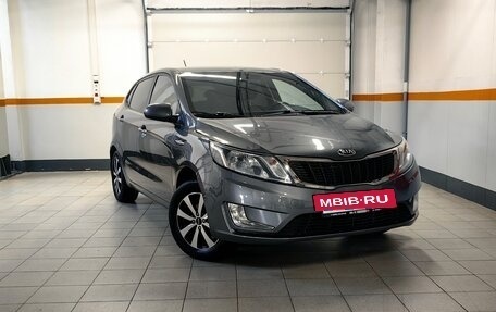 KIA Rio III рестайлинг, 2013 год, 876 860 рублей, 2 фотография