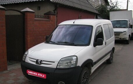 Peugeot Partner II рестайлинг 2, 2007 год, 320 000 рублей, 1 фотография