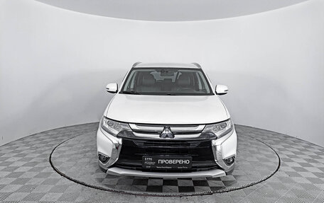 Mitsubishi Outlander III рестайлинг 3, 2017 год, 2 527 000 рублей, 2 фотография