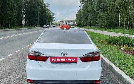 Toyota Camry, 2017 год, 1 500 000 рублей, 4 фотография