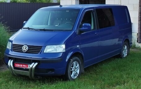 Volkswagen Transporter T5 рестайлинг, 2006 год, 1 100 000 рублей, 1 фотография