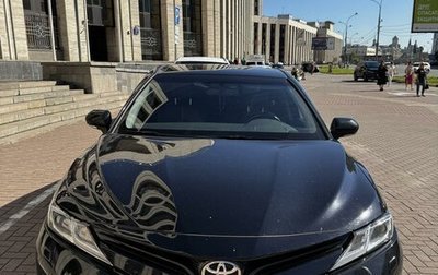 Toyota Camry, 2019 год, 2 850 000 рублей, 1 фотография