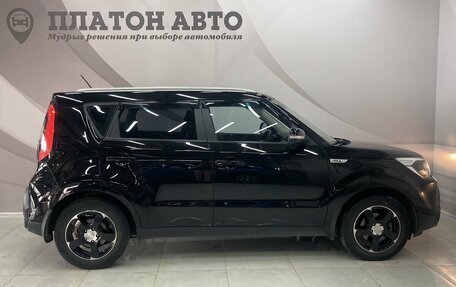 KIA Soul II рестайлинг, 2015 год, 1 518 000 рублей, 4 фотография