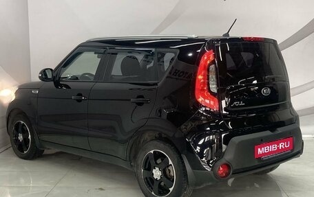 KIA Soul II рестайлинг, 2015 год, 1 518 000 рублей, 5 фотография