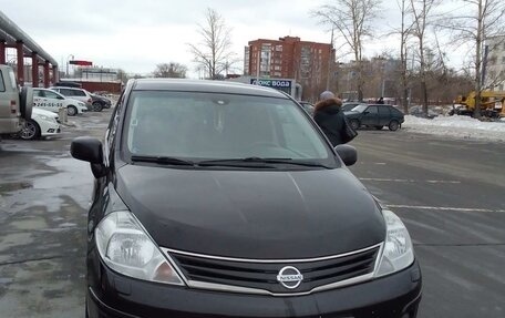 Nissan Tiida, 2011 год, 850 000 рублей, 1 фотография