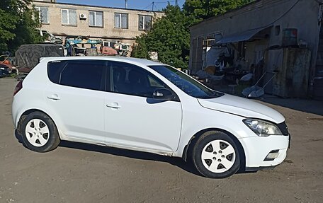 KIA cee'd I рестайлинг, 2011 год, 885 000 рублей, 3 фотография