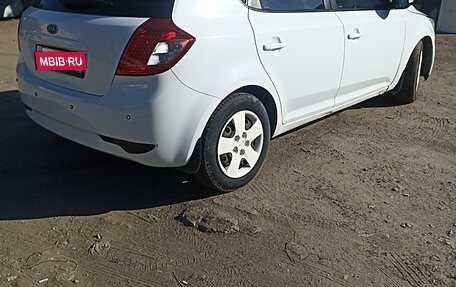 KIA cee'd I рестайлинг, 2011 год, 885 000 рублей, 4 фотография