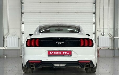 Ford Mustang VI рестайлинг, 2018 год, 2 999 999 рублей, 6 фотография