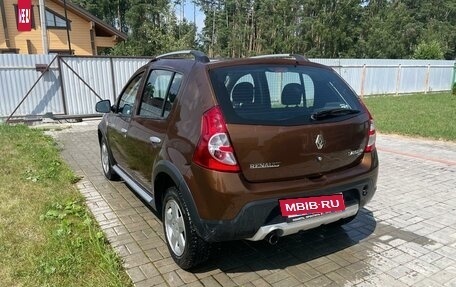 Renault Sandero I, 2014 год, 900 000 рублей, 4 фотография