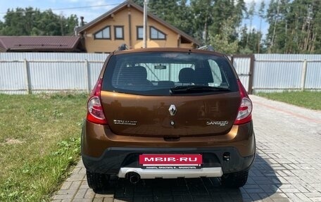 Renault Sandero I, 2014 год, 900 000 рублей, 7 фотография