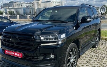 Toyota Land Cruiser 200, 2017 год, 6 100 000 рублей, 1 фотография