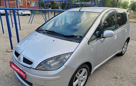 Mitsubishi Colt VI рестайлинг, 2003 год, 440 000 рублей, 1 фотография