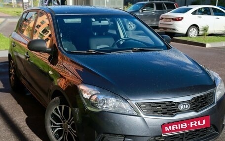 KIA cee'd I рестайлинг, 2010 год, 650 000 рублей, 1 фотография