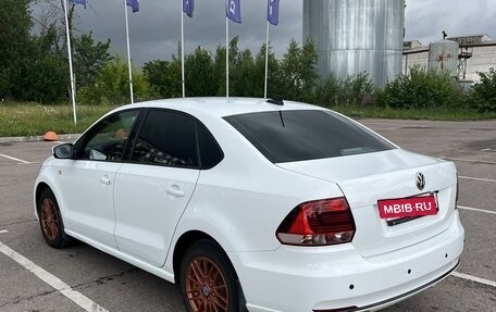 Volkswagen Polo VI (EU Market), 2018 год, 1 200 000 рублей, 4 фотография