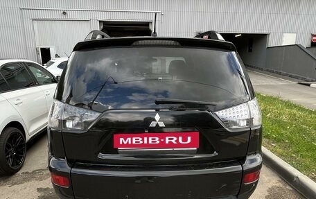 Mitsubishi Outlander III рестайлинг 3, 2010 год, 1 250 000 рублей, 4 фотография