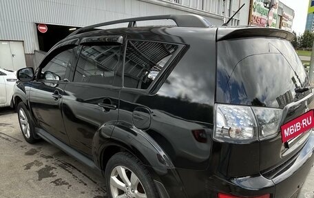 Mitsubishi Outlander III рестайлинг 3, 2010 год, 1 250 000 рублей, 3 фотография