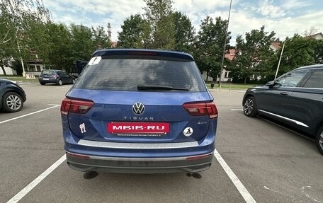 Volkswagen Tiguan II, 2021 год, 3 400 000 рублей, 3 фотография