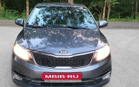 KIA Rio III рестайлинг, 2015 год, 1 300 000 рублей, 2 фотография