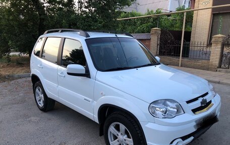 Chevrolet Niva I рестайлинг, 2013 год, 750 000 рублей, 2 фотография