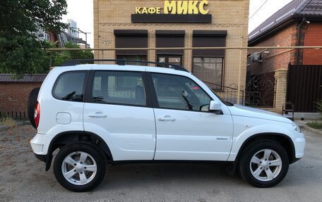 Chevrolet Niva I рестайлинг, 2013 год, 750 000 рублей, 3 фотография