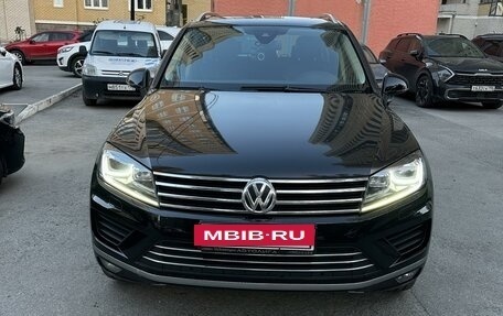 Volkswagen Touareg III, 2015 год, 3 000 000 рублей, 2 фотография