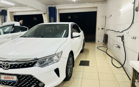 Toyota Camry, 2015 год, 2 500 000 рублей, 3 фотография