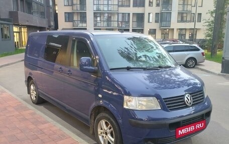 Volkswagen Transporter T5 рестайлинг, 2006 год, 1 100 000 рублей, 3 фотография