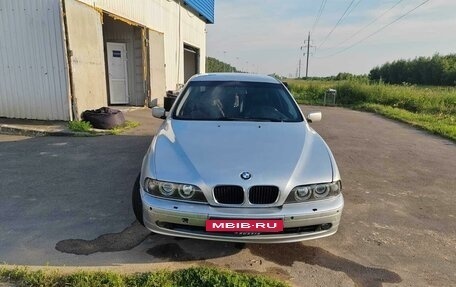 BMW 5 серия, 2001 год, 500 000 рублей, 2 фотография