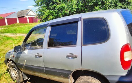 Chevrolet Niva I рестайлинг, 2004 год, 450 000 рублей, 4 фотография