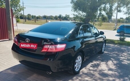 Toyota Camry, 2011 год, 1 550 000 рублей, 4 фотография