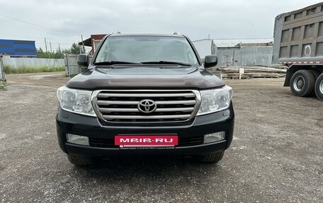 Toyota Land Cruiser 200, 2011 год, 3 300 000 рублей, 3 фотография