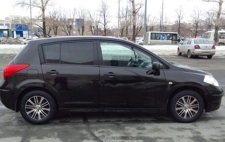 Nissan Tiida, 2011 год, 850 000 рублей, 3 фотография