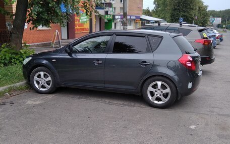 KIA cee'd I рестайлинг, 2008 год, 677 000 рублей, 2 фотография