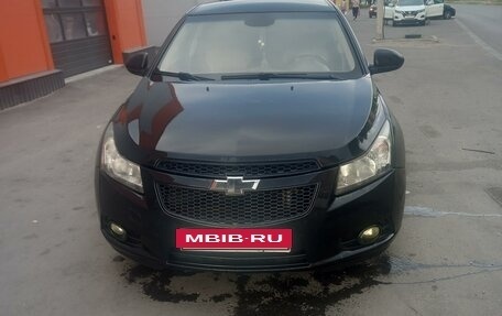 Chevrolet Cruze II, 2011 год, 650 000 рублей, 2 фотография