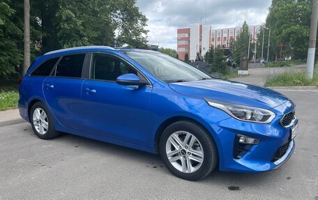 KIA cee'd III, 2019 год, 2 000 000 рублей, 2 фотография