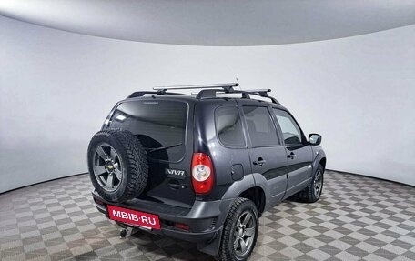 Chevrolet Niva I рестайлинг, 2017 год, 857 000 рублей, 5 фотография