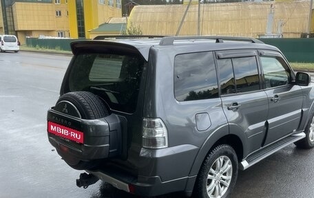 Mitsubishi Pajero IV, 2014 год, 2 650 000 рублей, 5 фотография