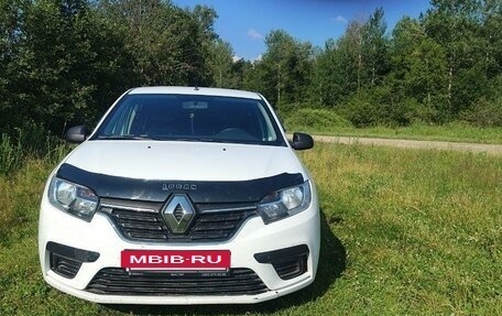 Renault Logan II, 2018 год, 700 000 рублей, 2 фотография