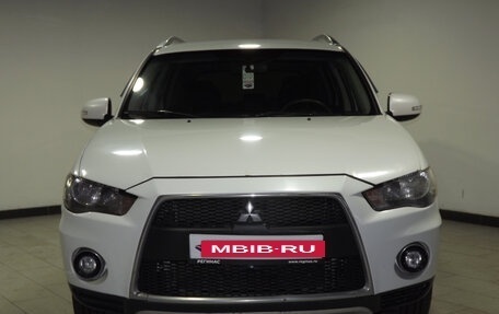 Mitsubishi Outlander III рестайлинг 3, 2010 год, 1 290 000 рублей, 3 фотография