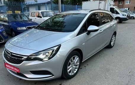 Opel Astra K, 2019 год, 1 550 000 рублей, 3 фотография