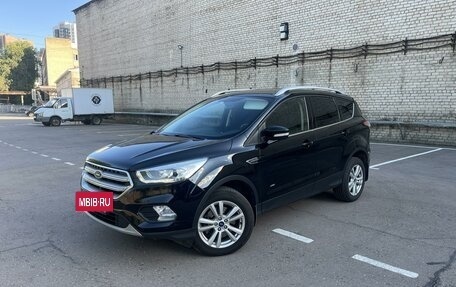 Ford Kuga III, 2018 год, 1 780 000 рублей, 2 фотография