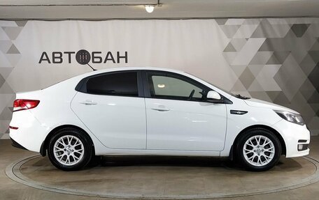 KIA Rio III рестайлинг, 2015 год, 989 000 рублей, 7 фотография