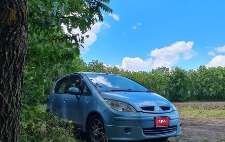 Mitsubishi Colt VI рестайлинг, 2003 год, 600 000 рублей, 1 фотография