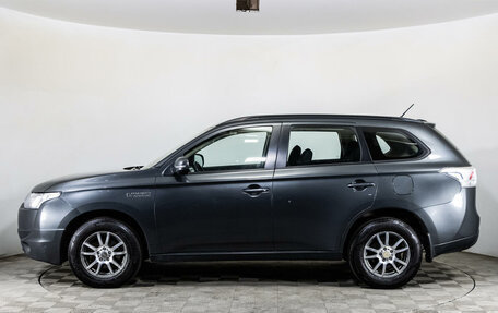 Mitsubishi Outlander III рестайлинг 3, 2014 год, 1 399 000 рублей, 8 фотография