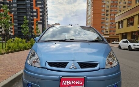 Mitsubishi Colt VI рестайлинг, 2003 год, 600 000 рублей, 6 фотография