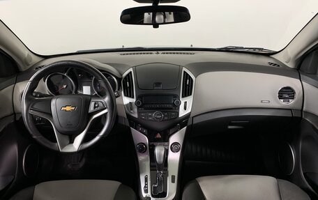 Chevrolet Cruze II, 2015 год, 929 000 рублей, 13 фотография